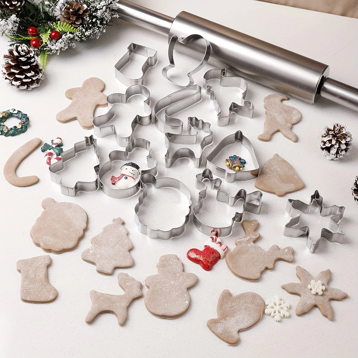 Xmas Cookie Cutters Stainless Steel Snowflake Bell Sock Shapes Biscuit Molds DIY Baking Tools for Christmas Party Pastry Making