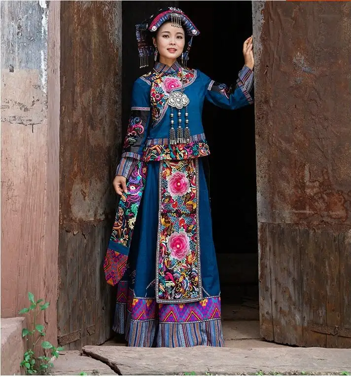 New Autumn/Winter Tu Family Embroidered Coarse Cloth Traditional Ethnic Minority Long Skirt