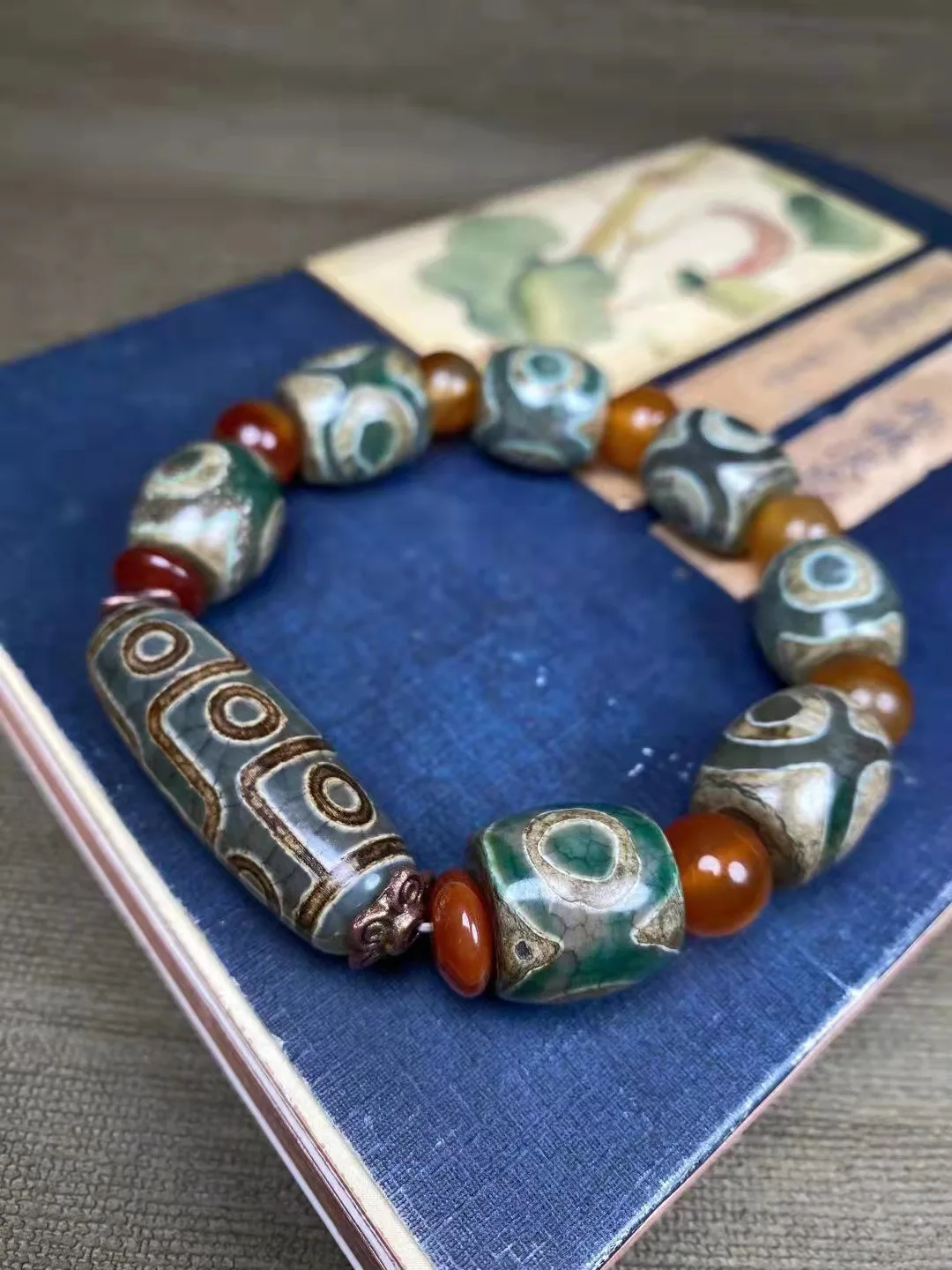 Natural Tibetan Green Agate with Three Eyes and Nine Eyes Beads Bracelets for Men and Women Ethnic Wild Bracelet