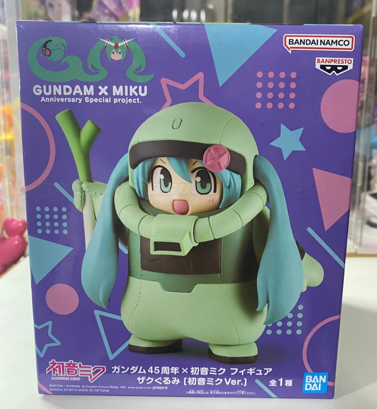 

【In Stock】BANPRESTO MOBILE SUIT GUNDAM Hatsune Miku MS-06F Anime Figure
