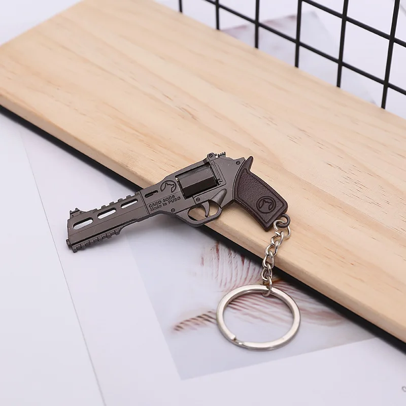 PUBG Alloy Keychain Pendant Pistol Model Pistols Key Holder Game Fans Backpack Fashion Jewelry Gifts Keyring
