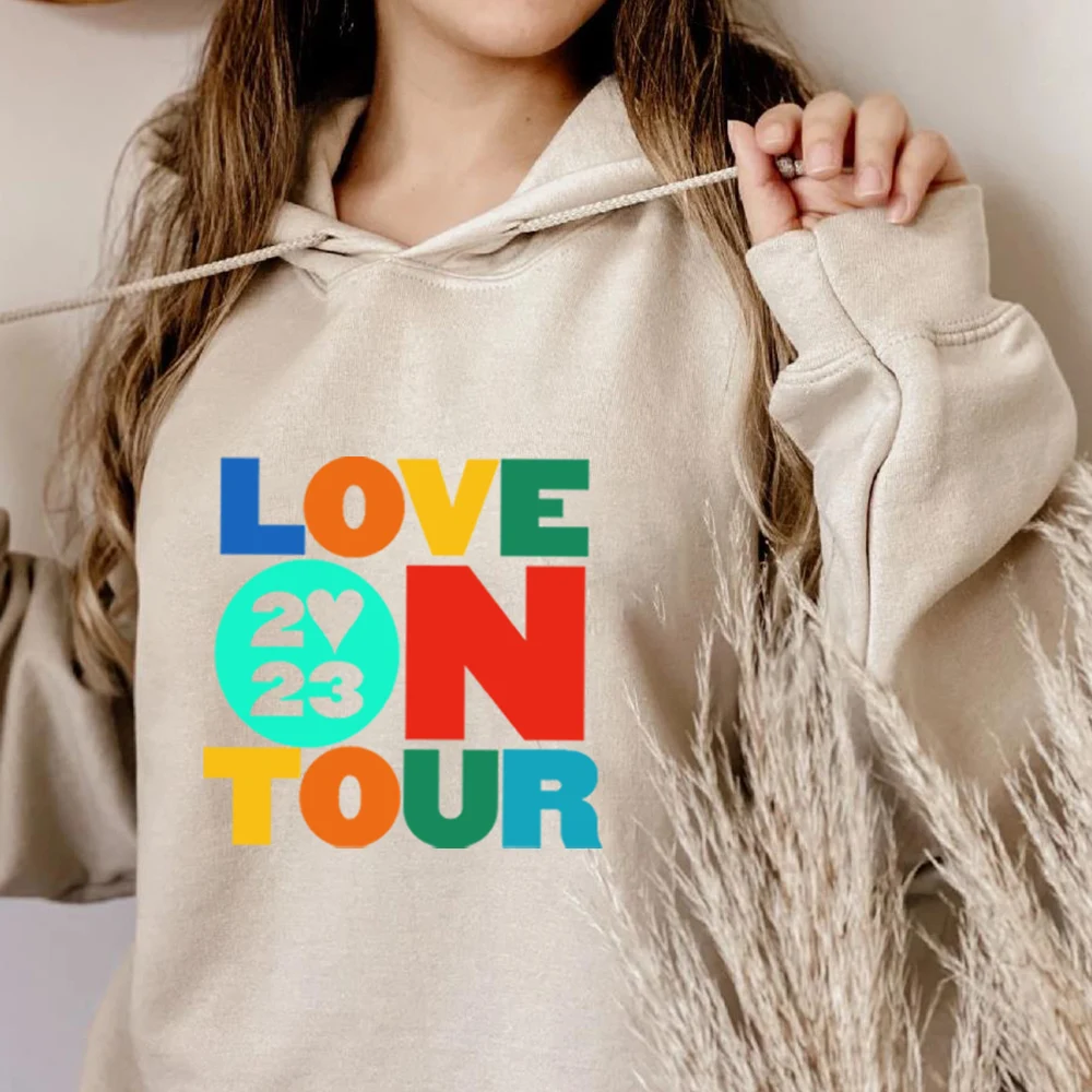 Love on Tour 2023 Hoodie Trendy Hoodies HS Sweatshirt Bible HS Love on Tour Hoodie Aesthetic HS Concert Hoodie Casual Sweatshirt