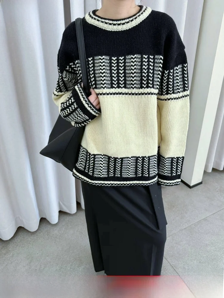 

Winni Celh2025 Новинка осенне-зимнего сезона: Теплый вязаный шерстяной свитер с цветными полосами и круглым вырезом, длинный рукав