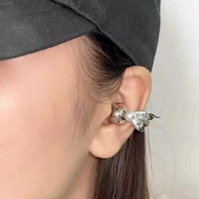 Creative Earphone Clips 2 Pieces Set Artificial Crystals Anti Lost Headphone Accessories for Jogging and Fitness