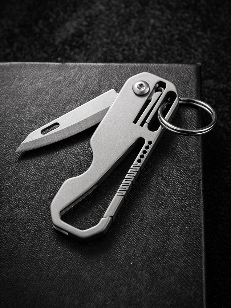 High Quality Titanium Alloy Multifunctional Keychain Men Portable With Folding Small Knife Car Key Chain Outdoor EDC Gadget