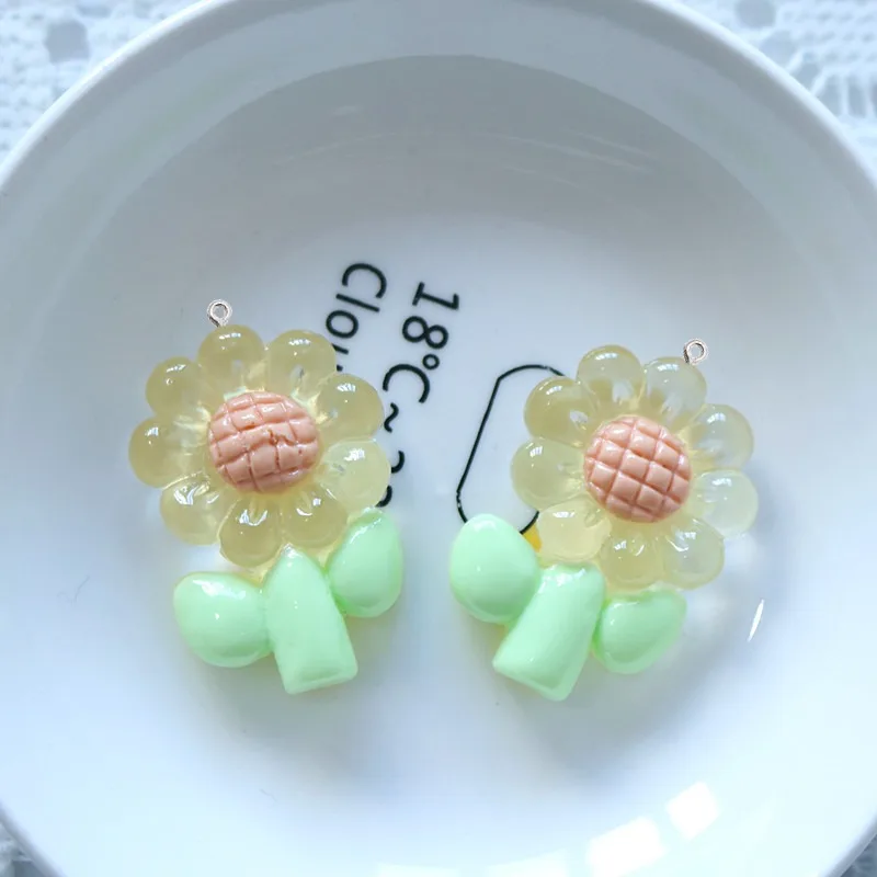 10Pcs Cute Flower Planar Resin Charms Hanging Loop Pendants for Children DIY Jewelry Making Keychain Bag Garment Art Decoration