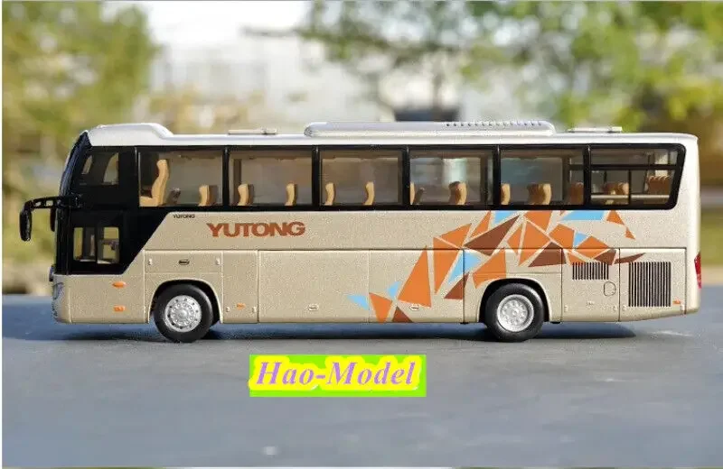 1:42 Dla YUTONG MAN ZK6120R41 Autobus Podwójny pokład Model Alloy Diecast Zabawki Chłopcy Prezenty urodzinowe Hobby Wyświetlacz Kolekcja Ozdoby