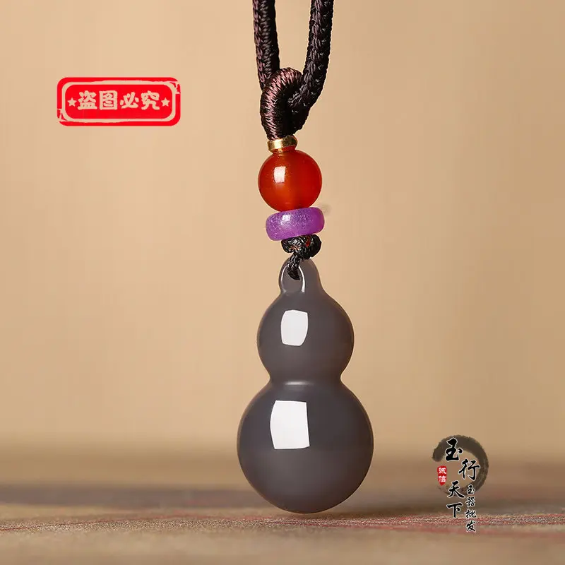 Genuine Hetian smoke purple gourd small pendant, new men's and women's Fulu pendant, pendant, pendant.