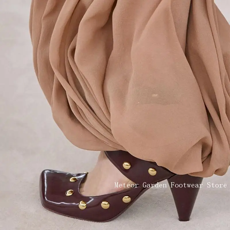 

Fashionable Girls Rivet Cone High Heel Square Toe Slingbacks Pumps Summer Nightclub Stage Runway Show Women Banquet Nude Shoes