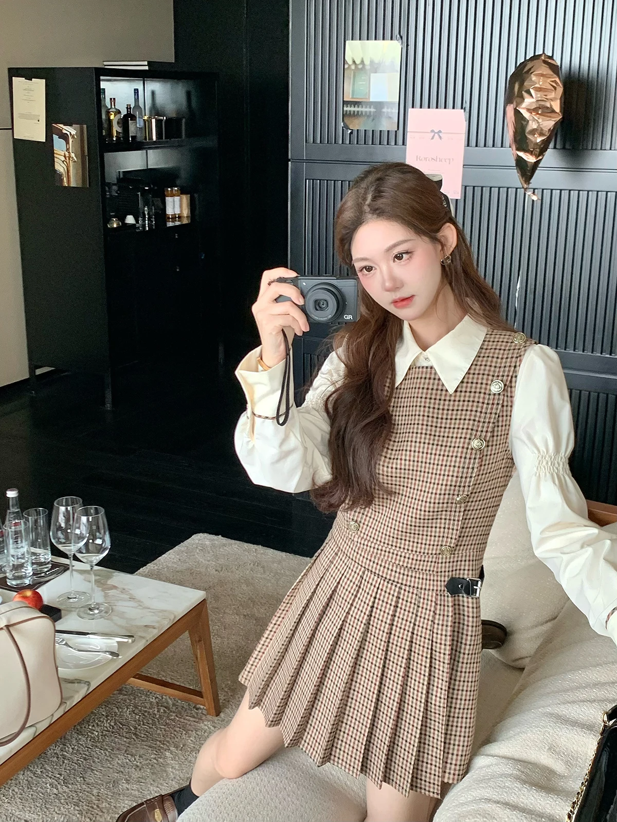 Roro eep Casual Sle College Faion Design Irregular Double Button Vest Dr Pleated Waist a A-Line Skirt Long Sve