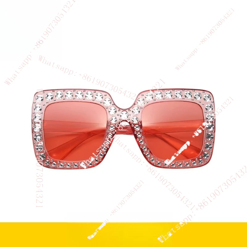 

Discover Clothing Store Model Decorations with Display Props Accessories, Silk Scarves, Glasses, False Eyelashes, Headcovers