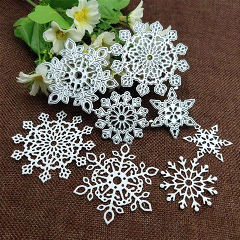 4pcs/set Christmas Snowflake Metal Cutting Dies Stencils Die Cut for DIY Scrapbooking Album Paper Card Embossing