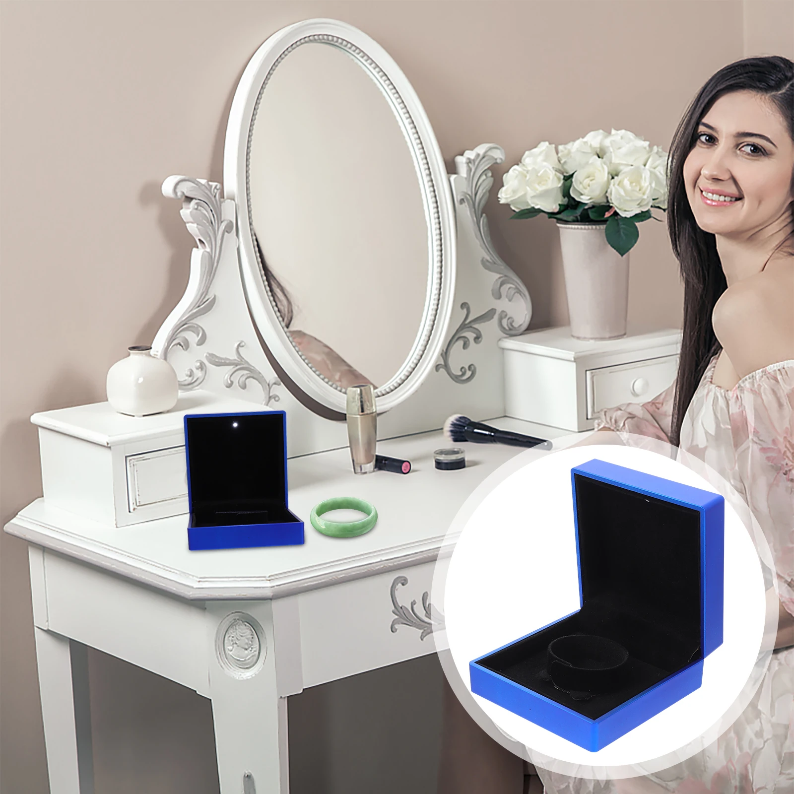 

Jewelry Boxes Rubber Paint Flocked LED Lighted Storage for Bracelets Rings Earrings Compact Lightweight Proposal Wedding Gifts