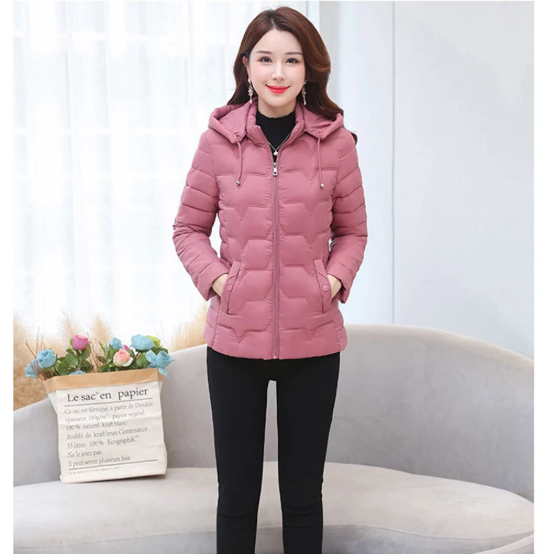 Down Cotton Jacket for Women in Winter New Hooded Short Style Warm Coat Casual Outwear Female Parkas Fashion Fit Ladies Tops