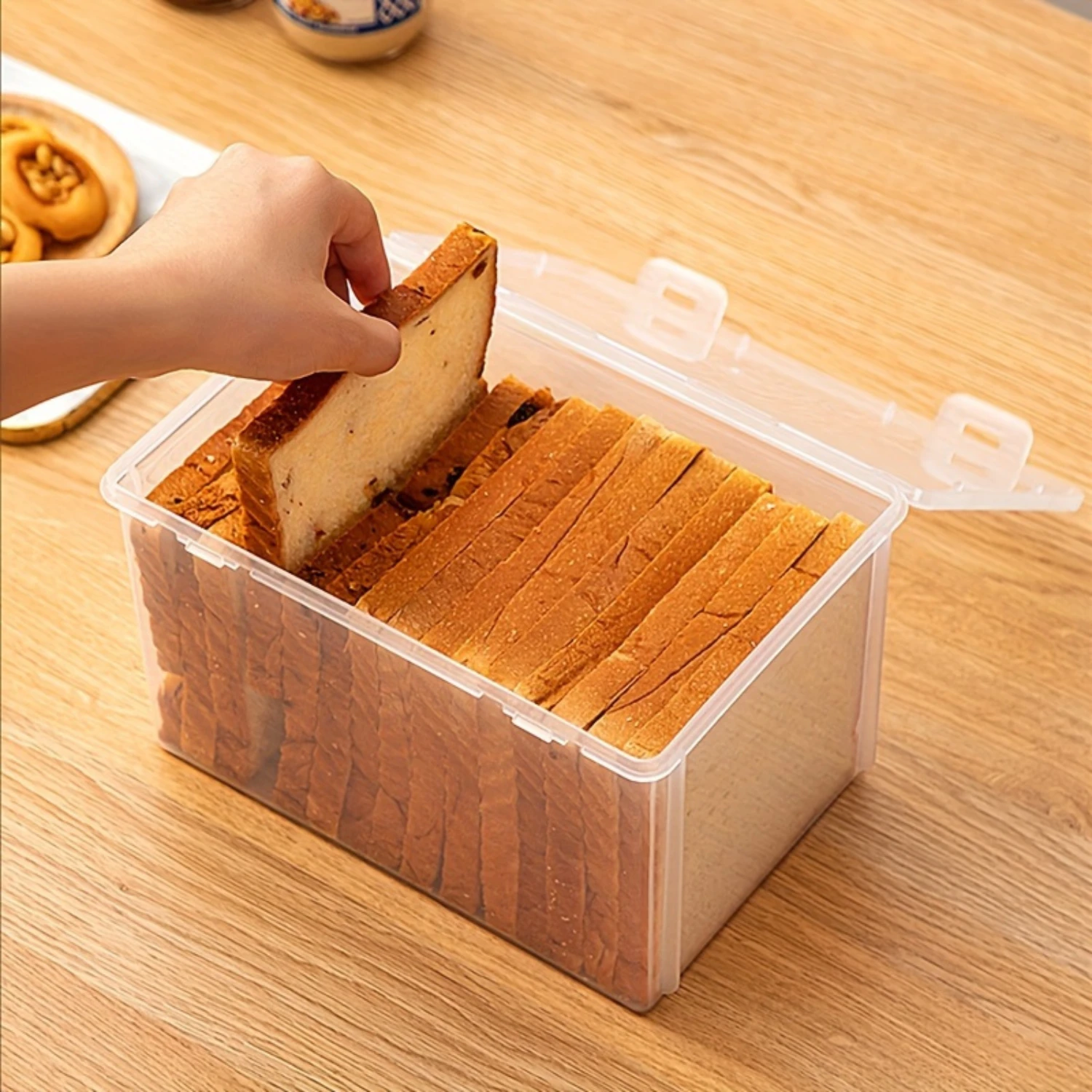 Fresh-Keeping Airtight Bread Box - Large, Clear Plastic Bread Keeper with Easy Flip Top for Lasting Freshness and Flavor