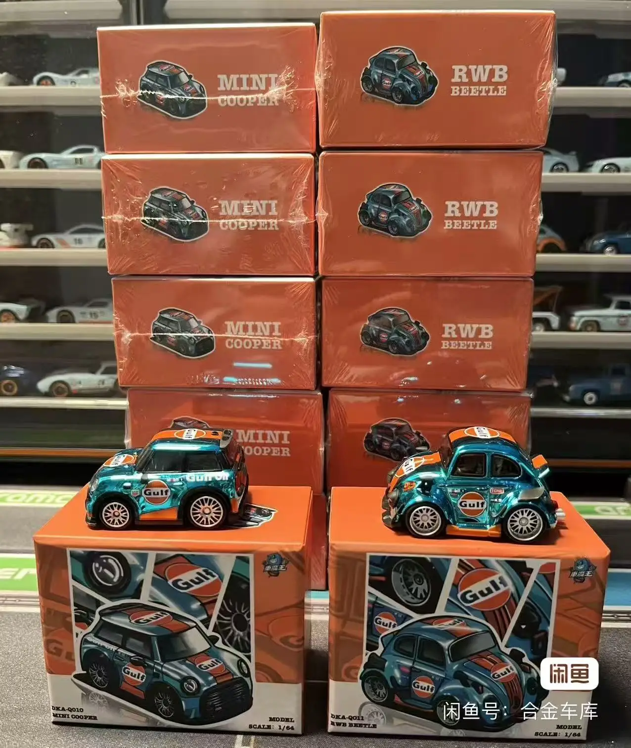 

Demon King 1:64 BMW Mini Cooper Beetle Q-egg Carport GULF Alloy Car Model Can Be Randomly Opened And Hidden
