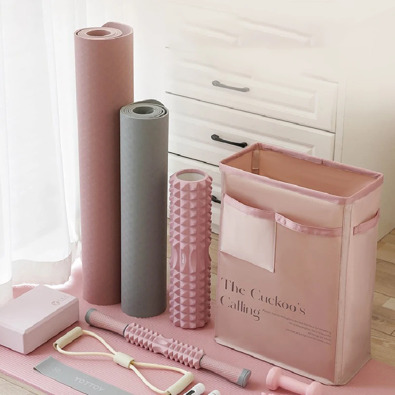 رف تخزين منزلي لصالة الألعاب الرياضية لأسطوانة الرغوة ، حزام اليوغا ، حصير اليوغا السميك وأشرطة المقاومة ، منظم تخزين زاوية المعدات