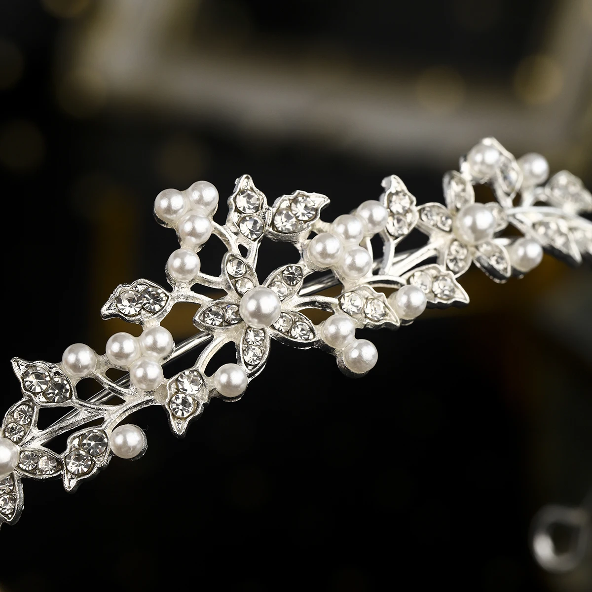 New Pearl Rhinestone Alloy Crown Bridal Accessories Headband Wedding Headdress Hair Jewelry Accessories Wholesale image 5