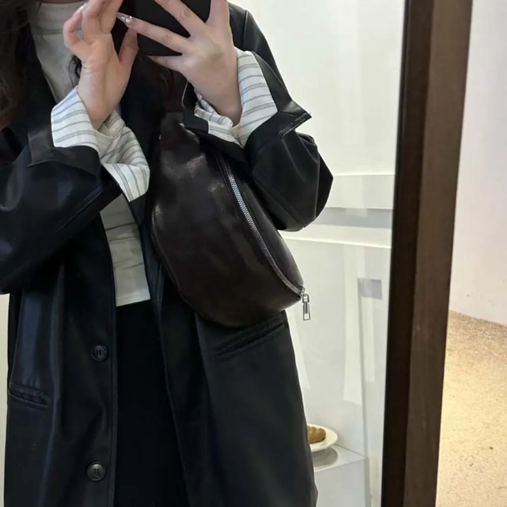 

Simple Fanny Packs PU Chest Bag Solid Color Korean Style Banana Bag Half Moon Bag Large Capcity Crossbody Waist Pack Women