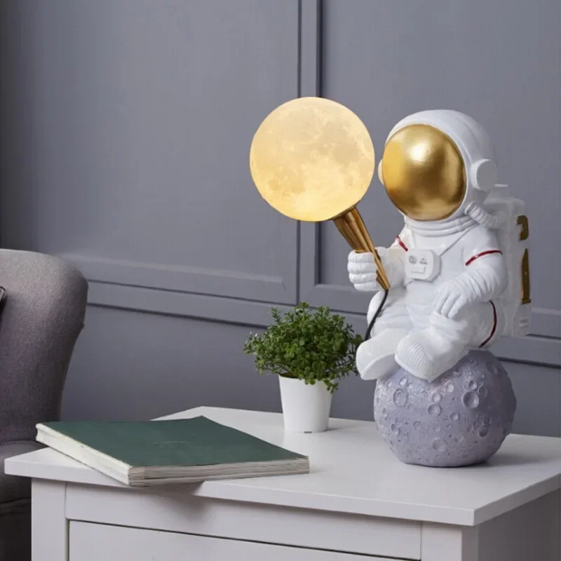 3D Astronaut Lunar table lamps for bedroom spaceman moon exploring desk lamp birthday/Christmas Present Decoration Lamp