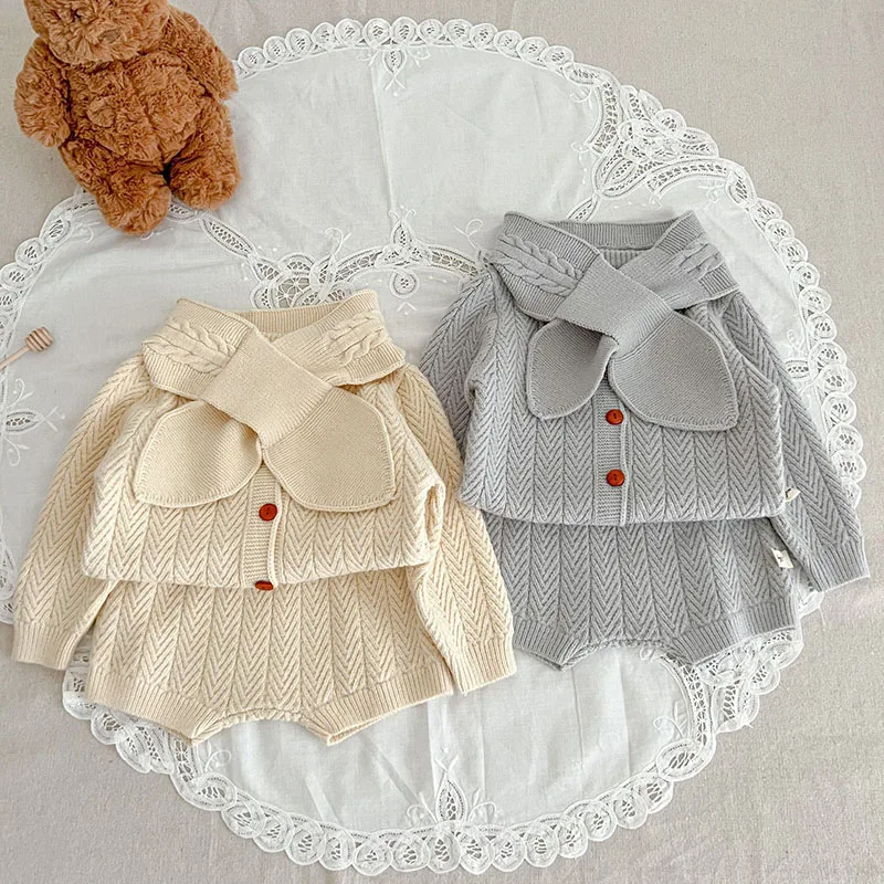 

Autumn Winter Infant Baby Girl Knitting Clothes Set Long Sleeved Cardigan Coat+Shorts+Scarf Children Knitted Clothing Suit