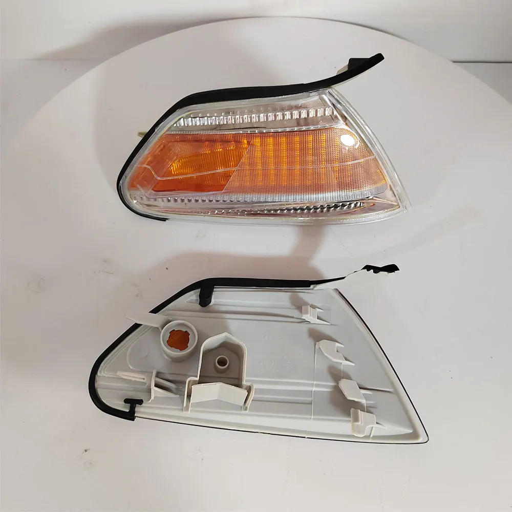

81731-22150 Пара автомобильных угловых фонарей указателя поворота для Toyota Mark II Jzx100 GX100 JZX105 1JZ 1GFE 1997–1999 желтый