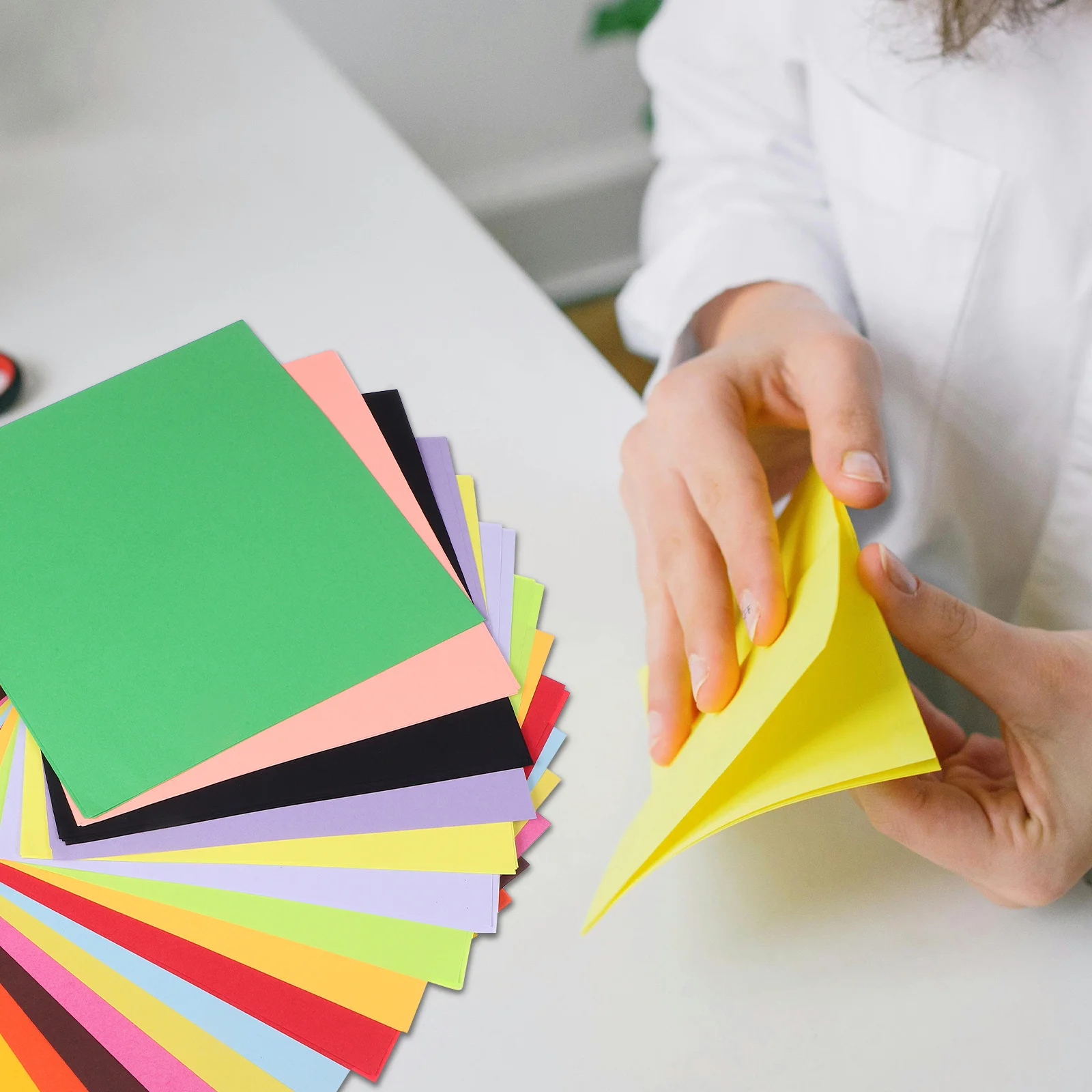 200 قطعة ورقة اوريغامي مختلط الألوان مربع البطاقات للحرف اليدوية DIY بها بنفسك سكرابوكينغ الاستخدام الإبداعي ورقة اوريغامي مختلط اللون