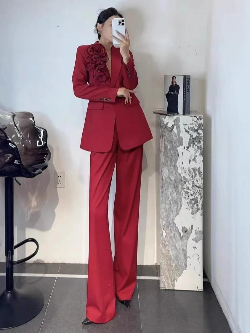 

Весенний 2026: Роскошный легкий профессиональный костюм с брюками-палаццо и топом с длинным рукавом в стиле 3D-цветочного узора «Богиня» для офиса