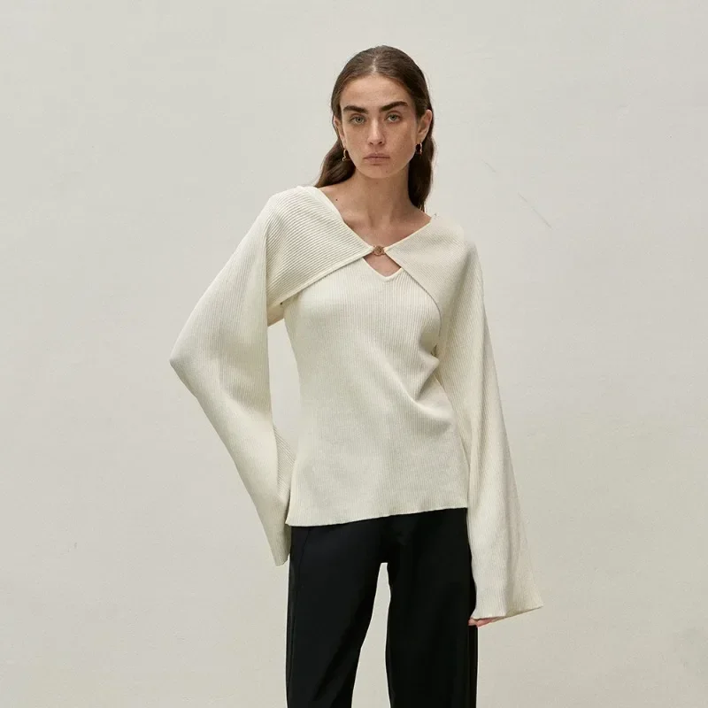 VC Pit Stripe Knitted Shirt for Women\'s Spring 2024 New Casual Metal Buckle Decoration Wide Sleeve Tube Long Sleeve Pullover Top
