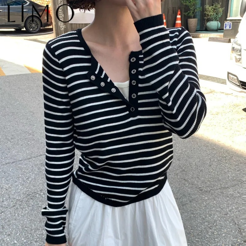 

LIMO Women's Color Block Shirt Pullover Fake Two-Piece Patchwork Slim Fit Casual Chic Spring Summer 2025 Comfortable Premium