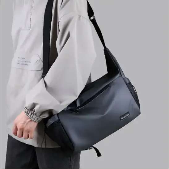 Crossbody bag for men's ins casual versatile shoulder bag for women and men's large capacity travel cross body bag for men bolso