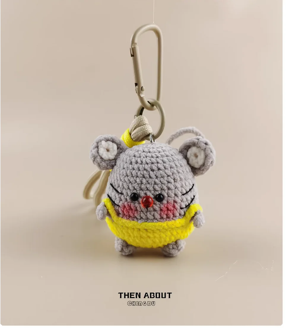 Cute chubby butter mouse bag pendant pendant Keychain pendant niche gift