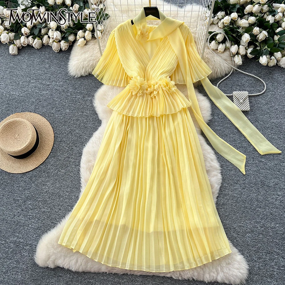 

TWOTWINSTYLE Casual Slimming Spliced Appliques Dresses For Women V Neck Long Sleeve High Waist Draped Dress Female New KDR540895