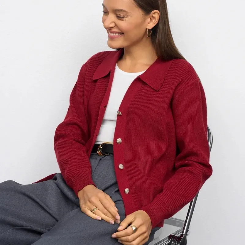 

Осенне-зимний новый модный простой женский свитер High Street с вращающимися рукавами, повседневный красный вязаный кардиган, куртка