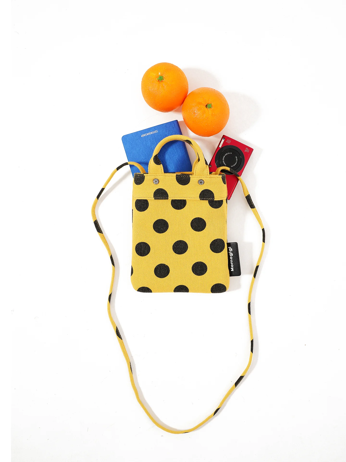 momogigi-original-design-washed-canvas-polka-dot-lightweight-crossbody-phone-bag-fashionable-and-stylish-unisex-square-bag