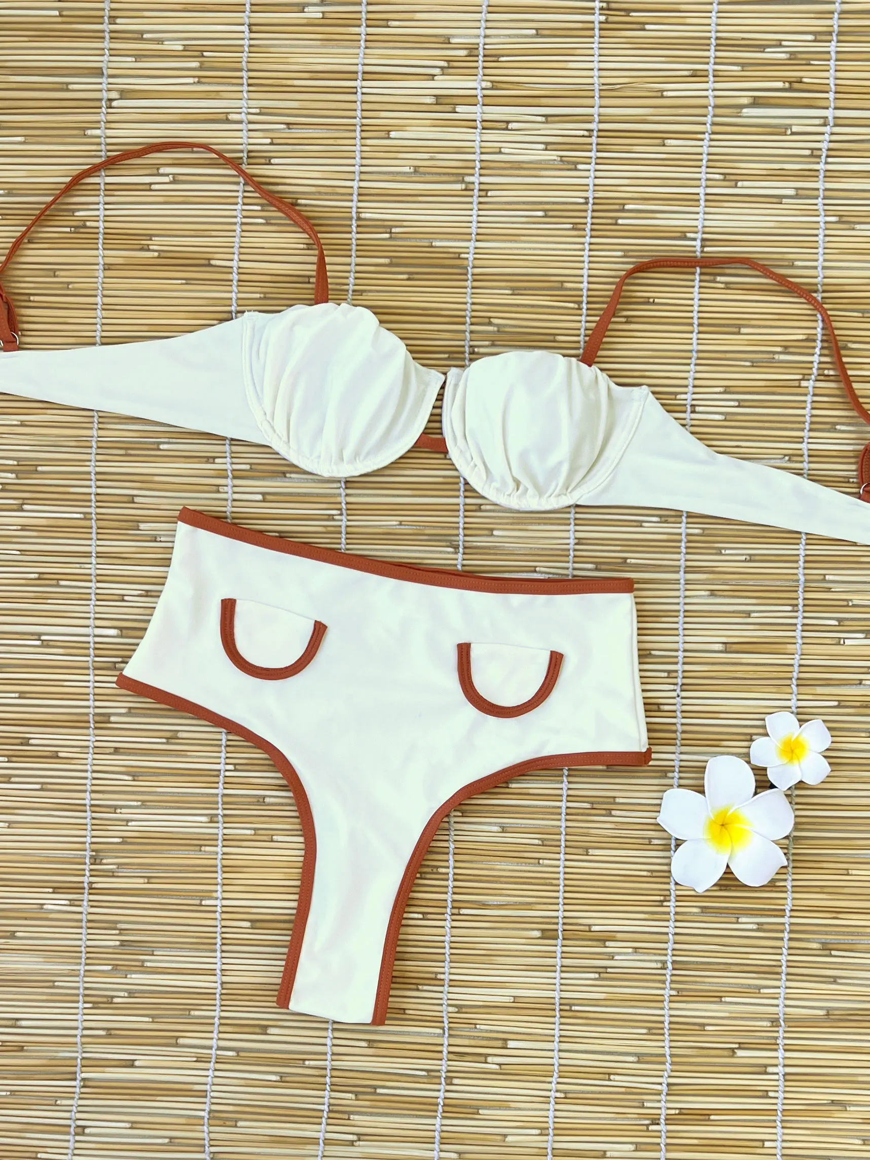 

2025 Stylish White Bikini Top with Ruffles and Matching Wrap Skirt Perfect for Summer Beachwear Pool Parties Summer Getaways