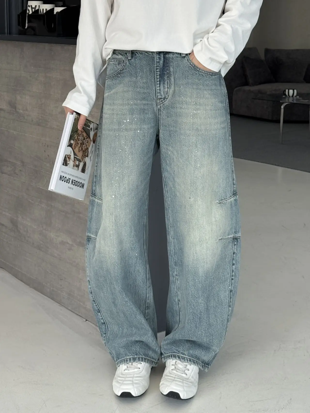 

Retro American Waed Knife Jeans Men's Faionable Commuter Straight Leg Trendy Denim Pants Spring 2026 mid Waist Strai...