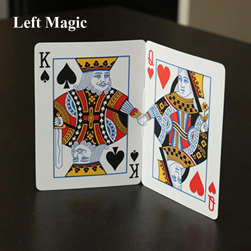 

Holding Hands Magic Tricks Romantic Close Up lllusions Gimmicks Mentalism Props Two Signed Cards Connected into One Card Magia