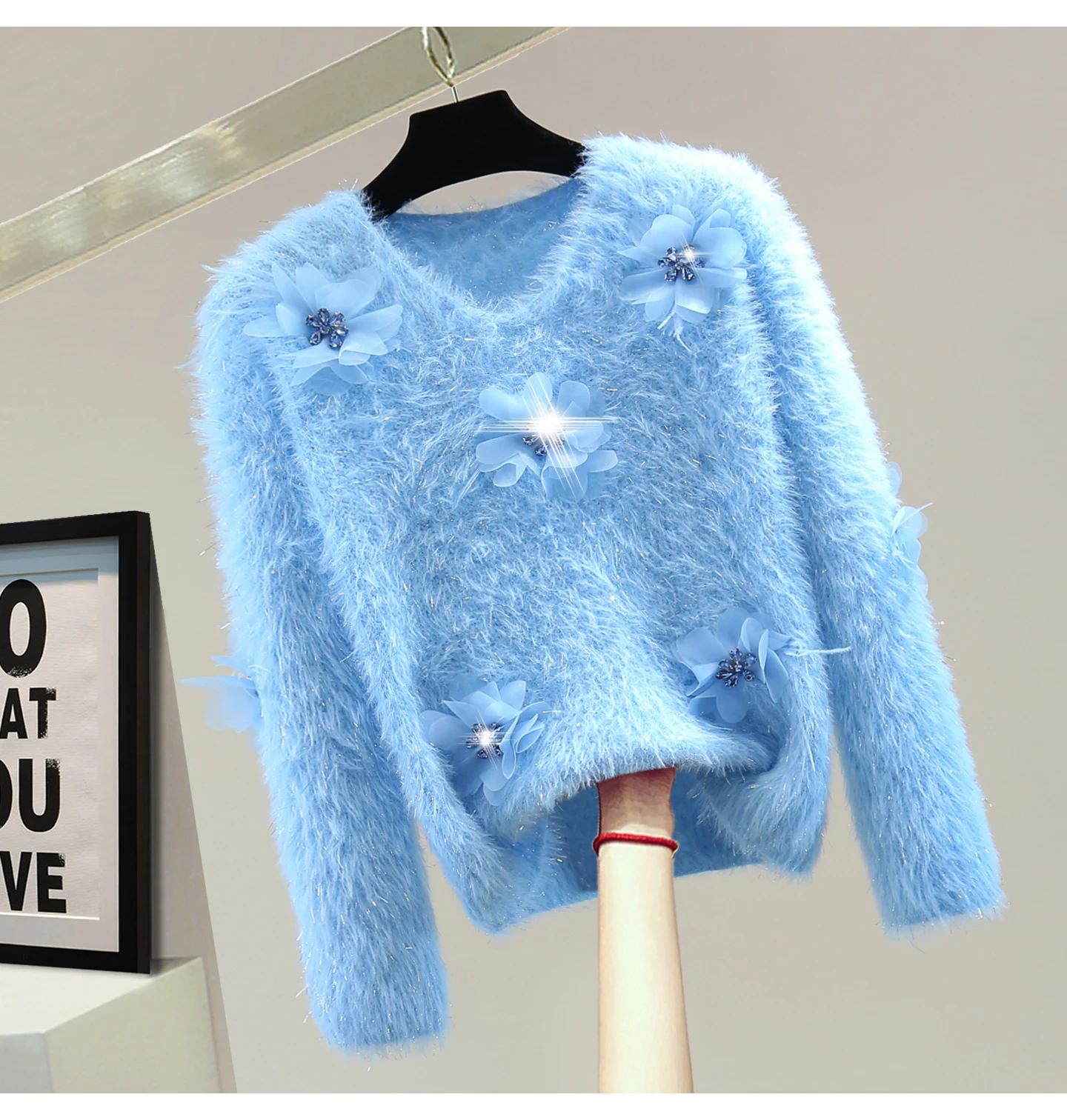 

Топ из мохера с v-образным вырезом и длинными рукавами с цветочным принтом, синий свитер, осень-зима 2025 года, короткий блестящий свитер с высокой талией и ромбовидными шипами
