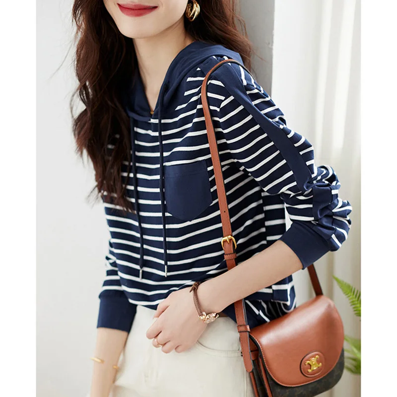 Fashion Hooded Spliced Loose Pockets Striped Blouse Female Clothing 2023 Autumn New Casual Pullovers All-match Commute Shirt