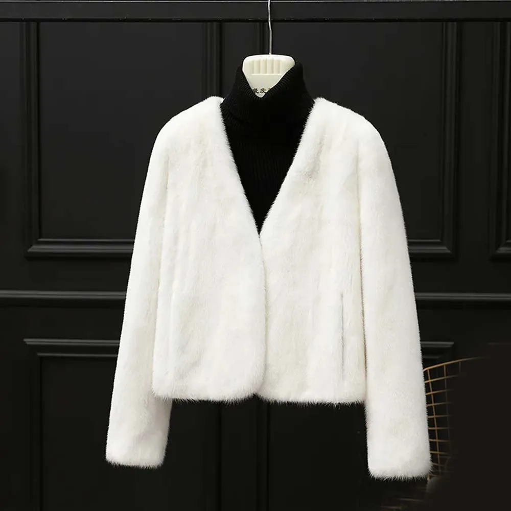 Mink coat Whole mink fur Coat Woman Mink fur Female coat New model V-neck Short style Fashion Young