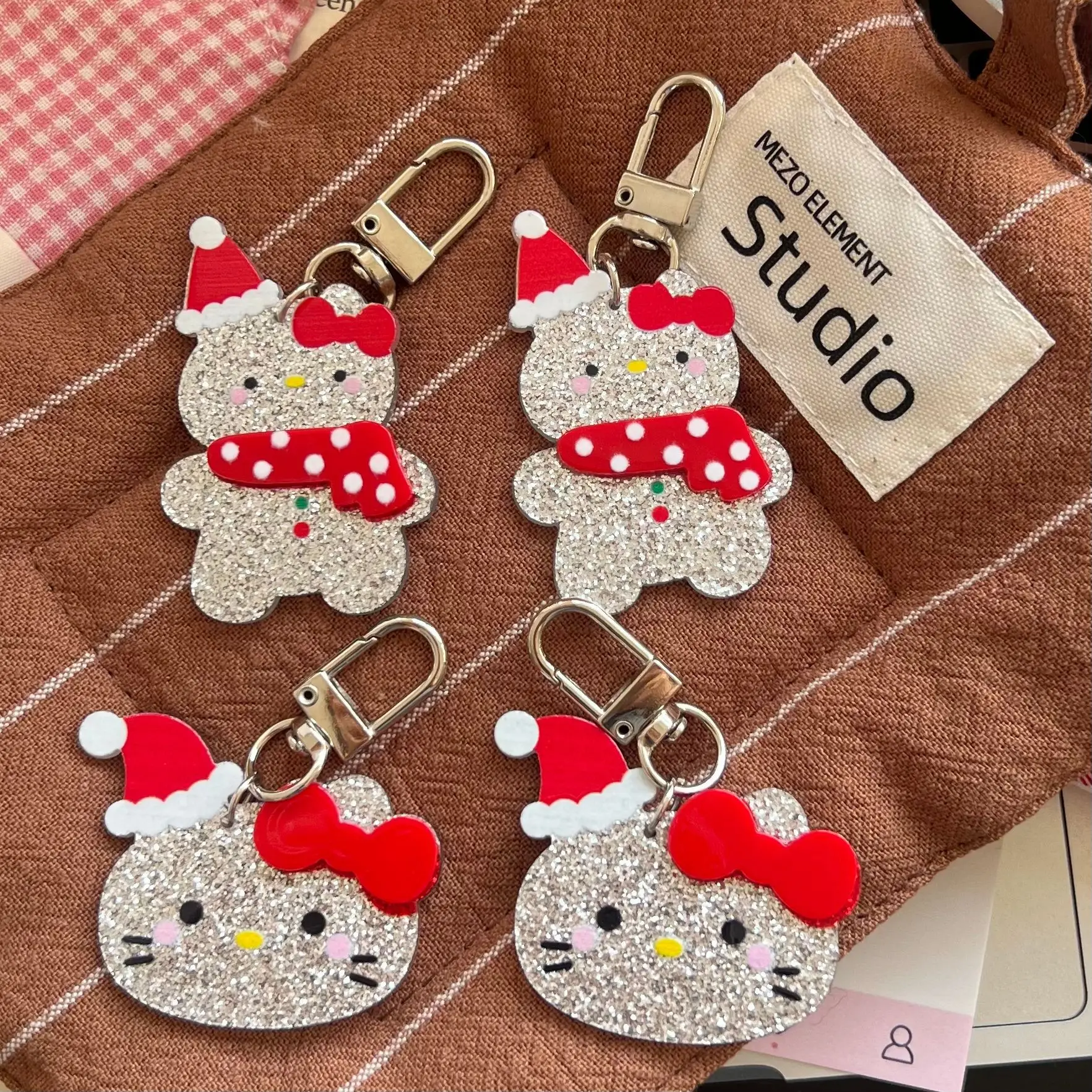 Sanrio Hello Kitty Red Butterfly Pendant Christmas Shiny Cute Cat Keychain Girls Everything Backpack Decoration Christmas Gift