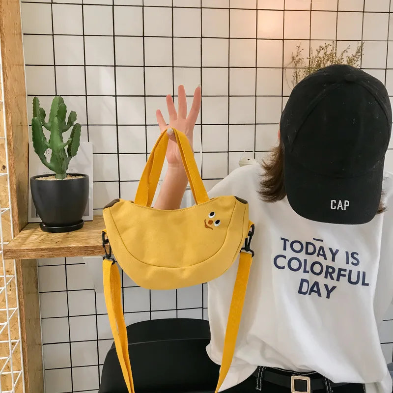 Bolso de lona para mujer, creativo, peculiar, con forma de manzana y plátano, bolso de fruta, bolso cruzado suave japonés para chica dulce