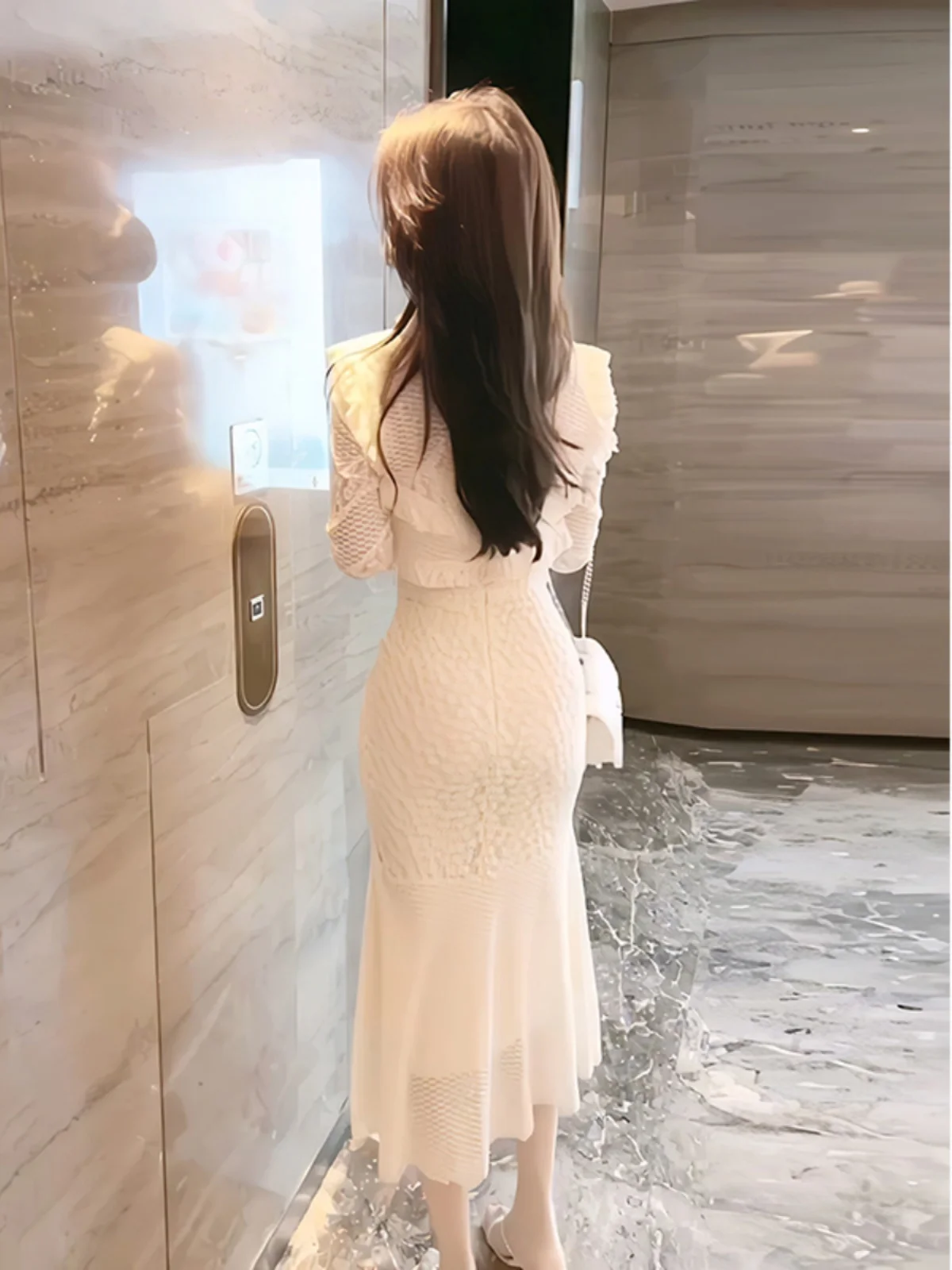 

White Lace Wrap Body Fi Tail Skirt Set Women's Faion Spring New Arrival High-End Feeling Ultra ular Two-Piece Skirt Suit