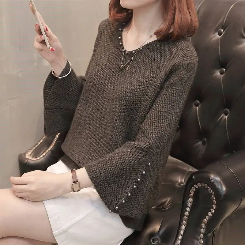 Elegant V-Neck Flare Sleeve Beading Knitted Sweaters Women\'s Clothing 2022 Autumn New Loose Casual Pullovers Stylish Korean Tops