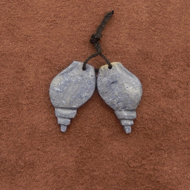 

Пара подвесок в форме раковины из натуральной синей яшмы, уникальные текстурированные узоры из драгоценных камней, 26x15x4 мм, 4,2 г для сережек ручной работы