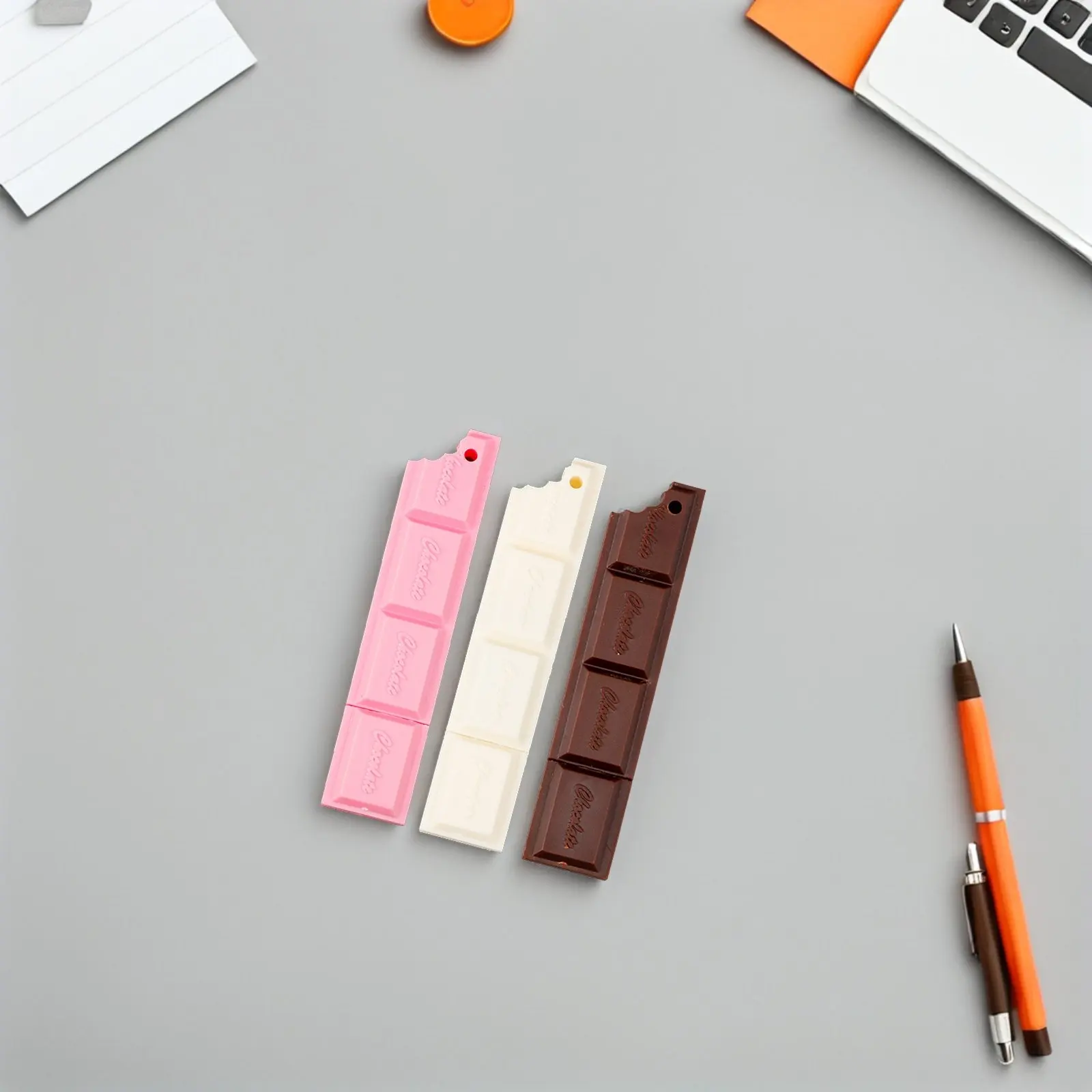 

Набор из 3 шариковых ручек в форме шоколадных конфет: милый мультяшный дизайн, эстетичный канцелярский набор для школы, офиса, дома, для письма, декора и творчества