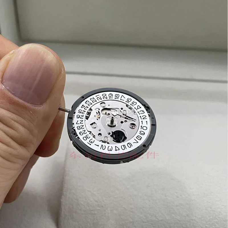 Watch accessories: Japanese original brand new NH35A NH36 movement Seiko fully automatic mechanical movement White calendar