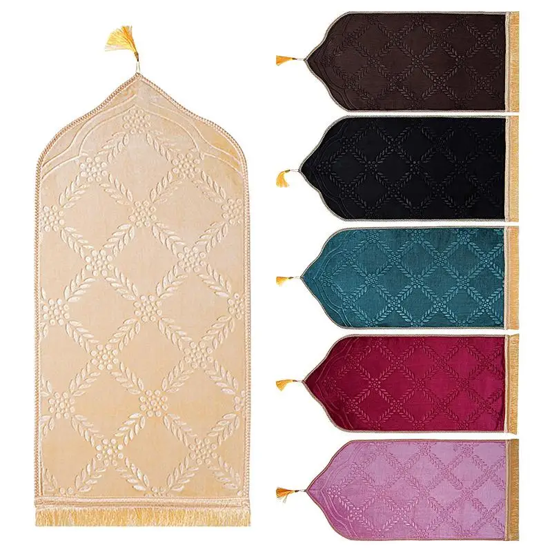 Soft Worship Kneel Travel Prayer Rug Non-slip Prayer Mat Flannel Carpet for Muslim Ramadan Embossing Floor Carpets Portable