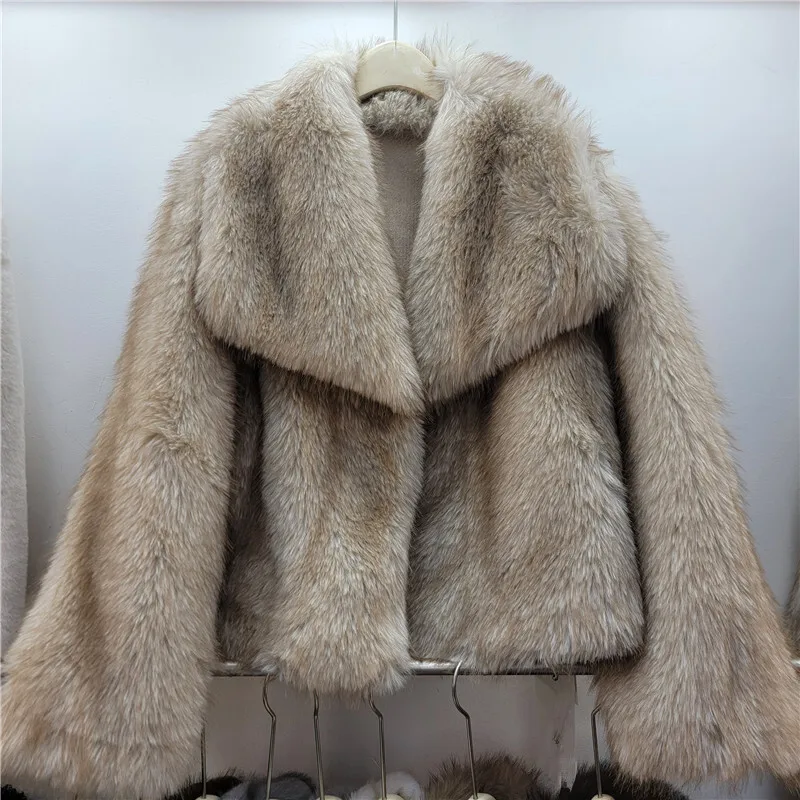 WTHT Trendy Fashion Women's Gradient Plush Fake Fur Warm Coat 2025 Winter New Lapel Long Sleeves Short Jacket Female 1LS2734